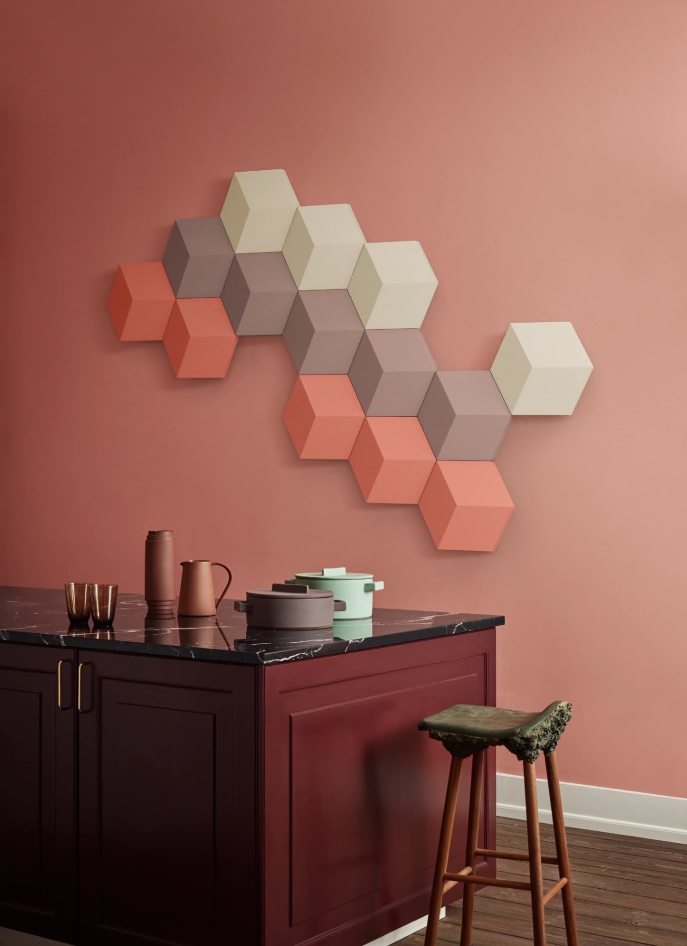 Beosound Shape is a uniquely flexible speaker system that can grow and evolve with the changing ways you live. Rearrange the tiles to form a new pattern, change the colours when you redecorate or add more tiles to boost sound performance or acoustic damping properties.