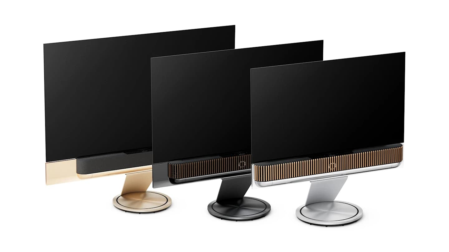See the big picture in 4K OLED. How big? Up to you. Beovision Theatre comes with a 55”, 65” or even 77” screen for that truly cinematic experience. The adjustable wings create a perfectly streamlined silhouette for every set.